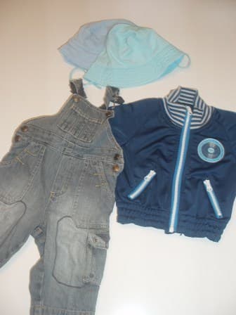 Lot of baby boy clothes 6-9 month - 33 pieces $20 1