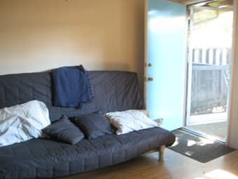 nice one bedroom apartment JULY 20th-AUGUST13th 3