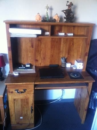 Moving Sell (Computer Desk and hair dryer) 1