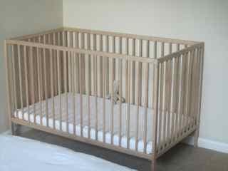 Household items: Queen Bed/ Table/ 4 chairs/ Crib/ Kitchen Contents 3
