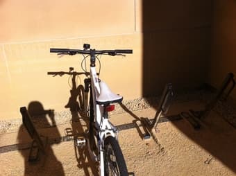 MOVING SALE $200--ALMOST NEW! RALEIGH 10 MISCEO 1.0 45CM WHITE BIKE! 3