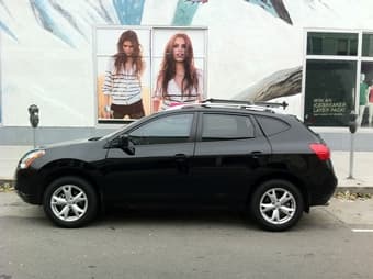 2009 Nissan Rogue SL AWD -- FULLY LOADED, PRICE REDUCED 2