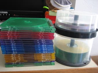 Jewel cases, blank DVD+R and CD-R 1