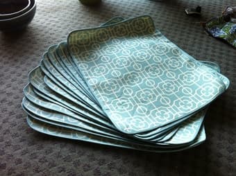 Kitchen Supplies - mixing bowls, napkins, placemats, strainer, etc. 3
