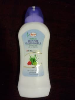 FS: New cleansing milk (for cleaning face) $3 1