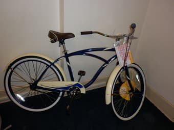 Available NOW, Nice Huffy Bike (Blue)+lock 1