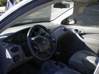 2002 Ford Focus 123500 miles (Great deal!) - $2200 2