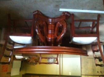 High Quality Dining Table with 4 Matching Chairs 2
