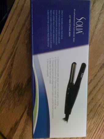 Solia Professional Ceramic Iron -- 1/2" Mini Styling Iron 1