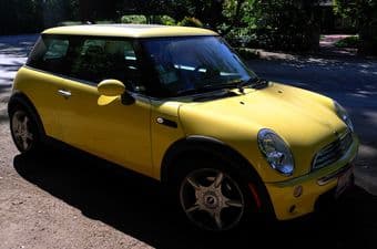 Low Mileage 2005 MINI Cooper (28120 miles) SALVAGE TITLE 1