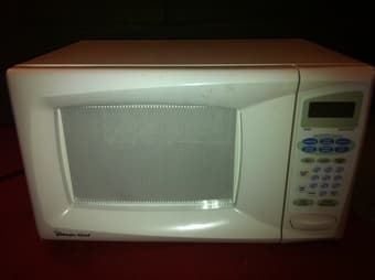 Magic Chef Microwave $25 1
