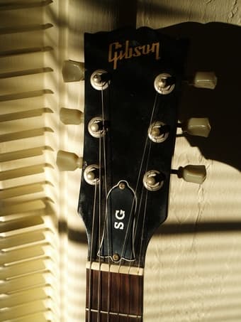 GIBSON SG Special electric guitar 2