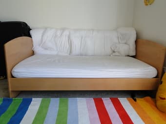 Baby/Children bed 100 $ obo 3