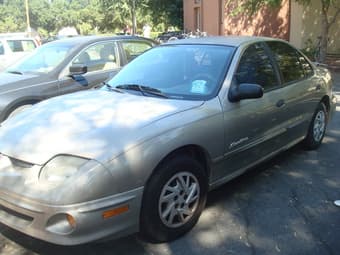 For Sale: Poniac Sunfire (2000)   $2000 1