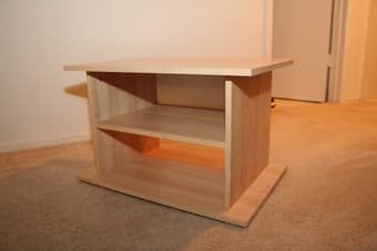 Philip 20'' CRT TV $10, Sumsung DVD player $10, IKEA TV Stand $10 3