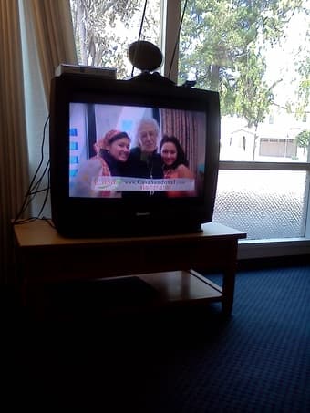 TV 32'' Sharp + anntena + Digital converter 90$ 2