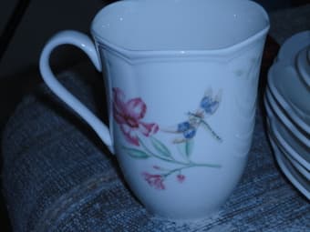 LENOX BUTTERFLY MEADOW DINNERWARE FROM MACYS - $80 2