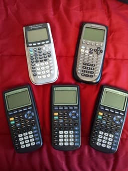 SELLING Texas Instrument (TI) Graphing Calculators 1