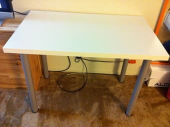 moving sale (TV, bed, table, chairs and more) 1