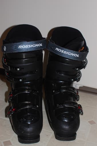 Rossignol Axium Men ski boots size 8-8.5 + boot bag - $55 1