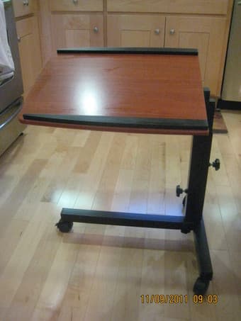 Rolling Laptop Desk 1