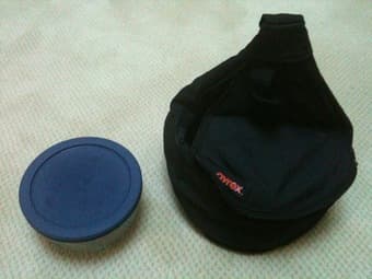 Pyrex dish with lid and carry case, $5 1