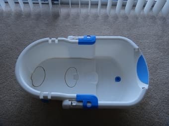 Inflatable Baby Bath Tub - $5 (palo alto) 1