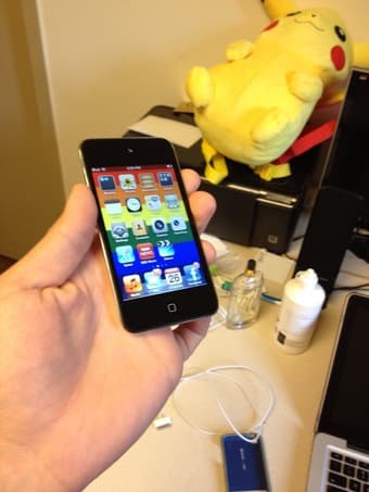 iPod Touch 4th Gen 8GB (latest model) 1