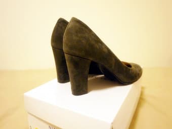 Brand new Nine West women's pump (dark grey) $45 2