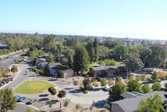 Sublet 1BR, 20 Dec-10Jan, Quillen HR, 400$ (male only) 1