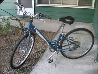 Bike+Helmet+U-lock+Pump on sale 1