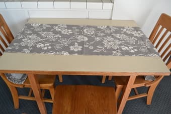 Runner type tablecloth 1
