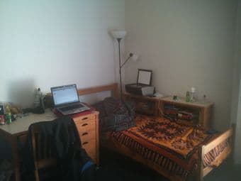 **** Sublet : 17th Dec to 29th Dec [FLEXIBLE DATES!!!] 250$ OBO ***** 1