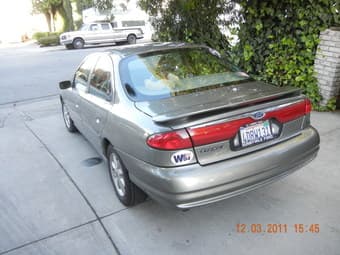 Low milesage 1999 Ford Coutour (Grey, 44k) 2