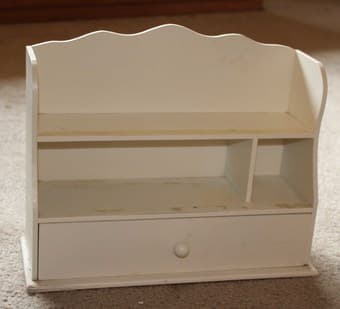 small dresser $5 1