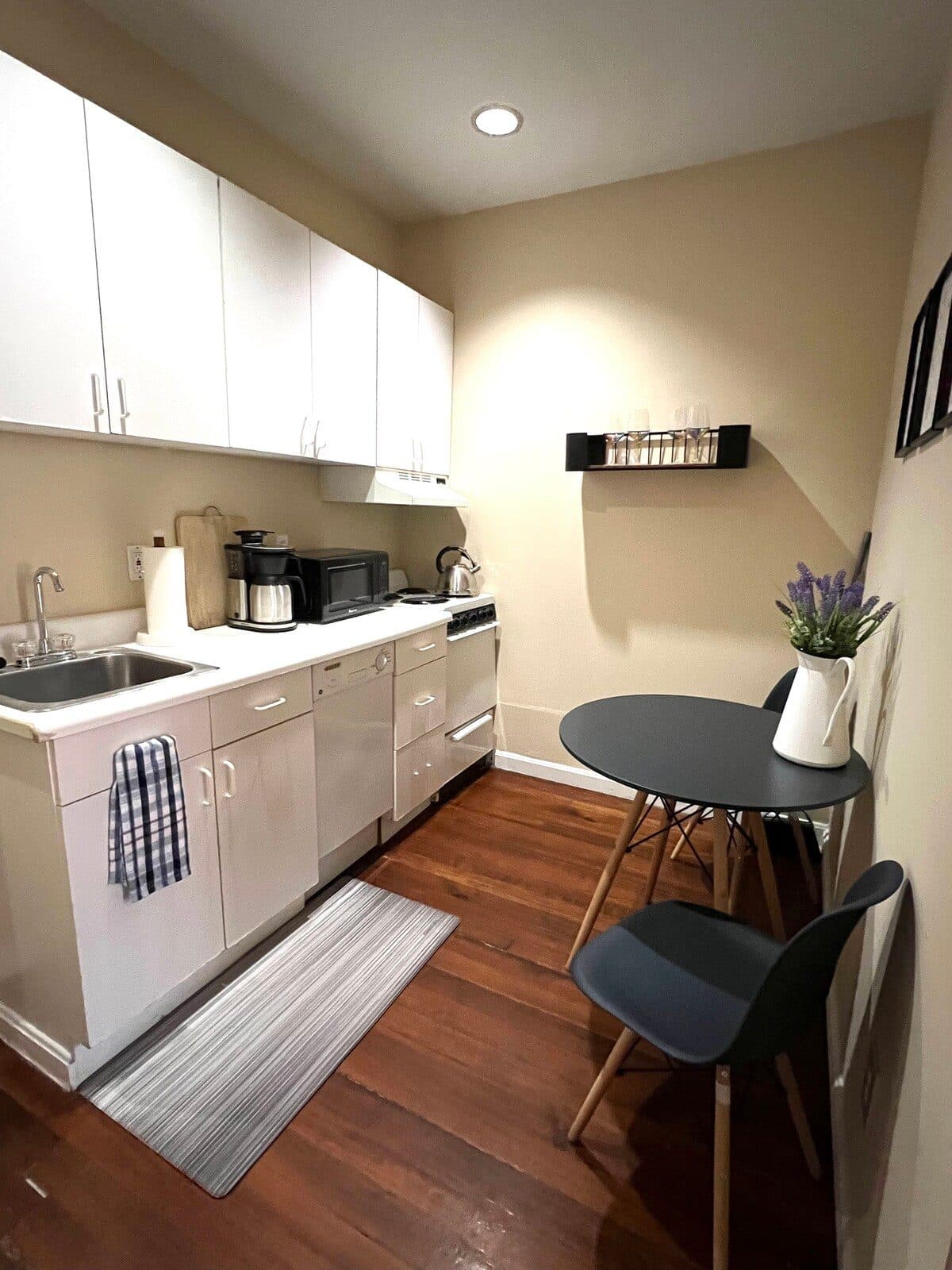 Lovely 4 Bedroom in Boston Beacon Hill 2