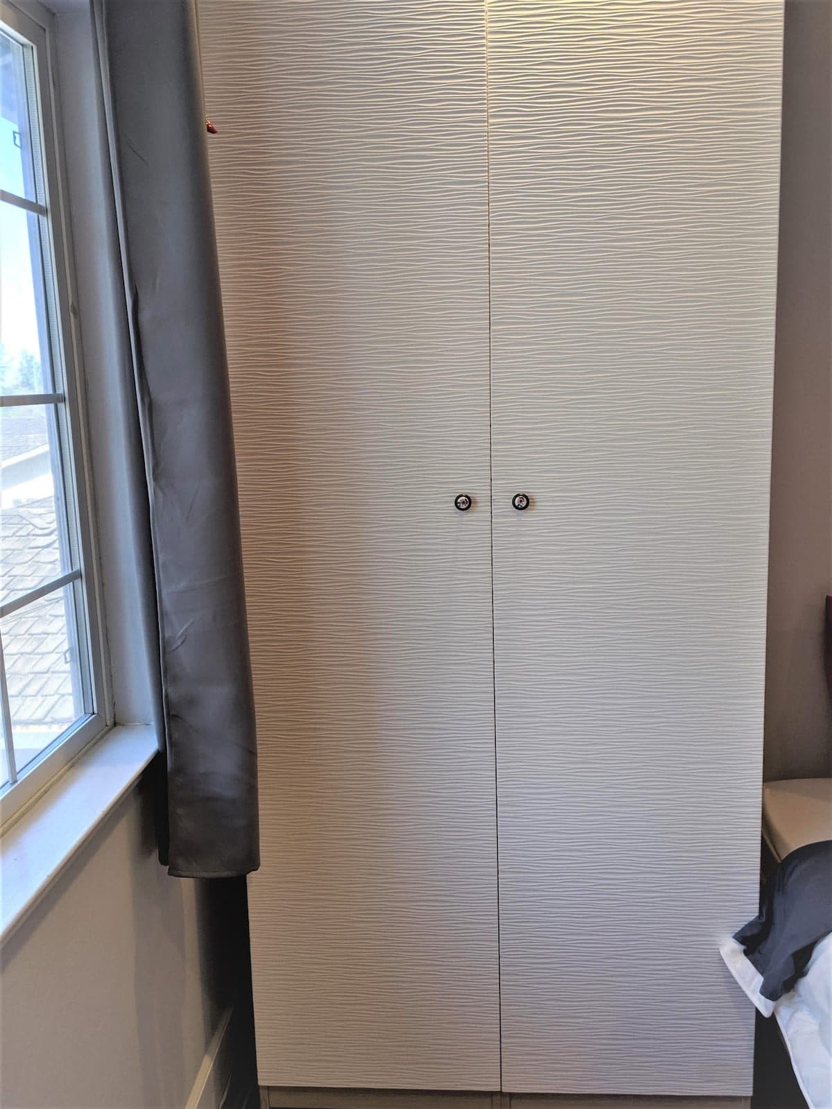 Mordern bedroom， near Apple，welcome long-term 欢迎长租 3