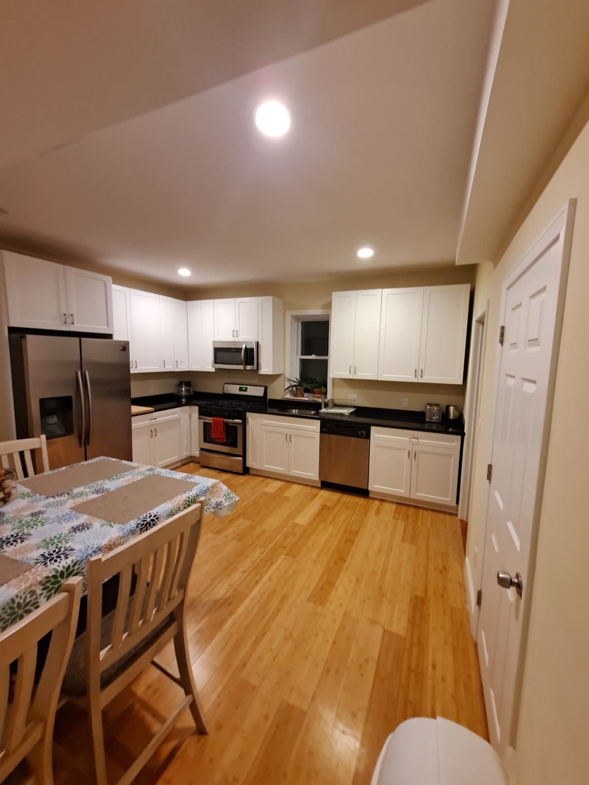 Sunny room on Third Floor for one person 2
