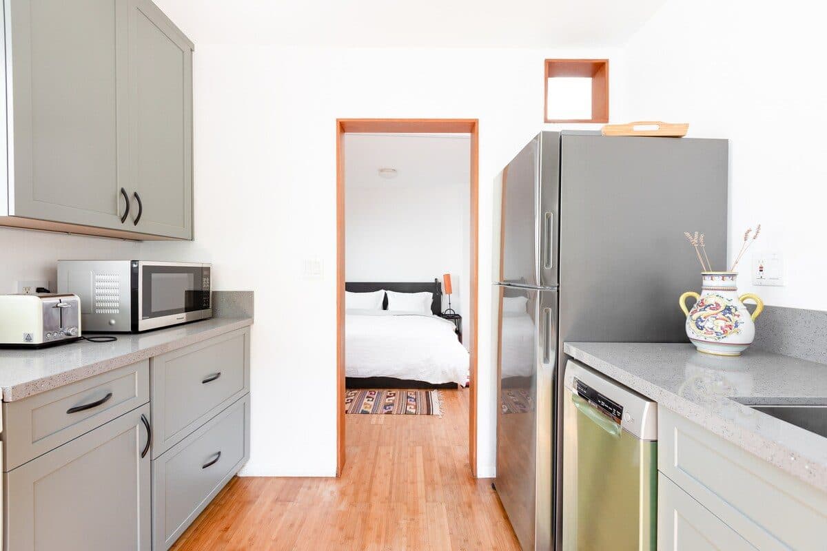 Amazing 1br off the beachw/parki 1