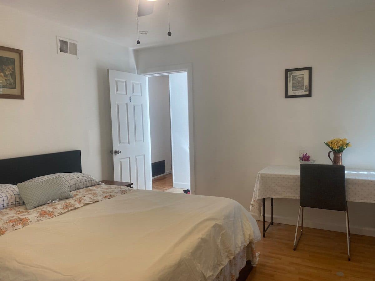HH- private room in home 1