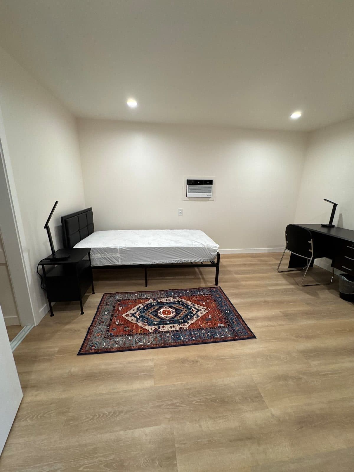 LONG STAY Room by USC, Metro, Museums & Coliseum 1