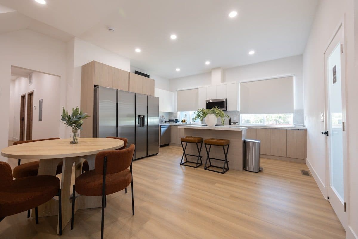 Modern Private Suite U5:1Bed/1Bath San Jose Center 1