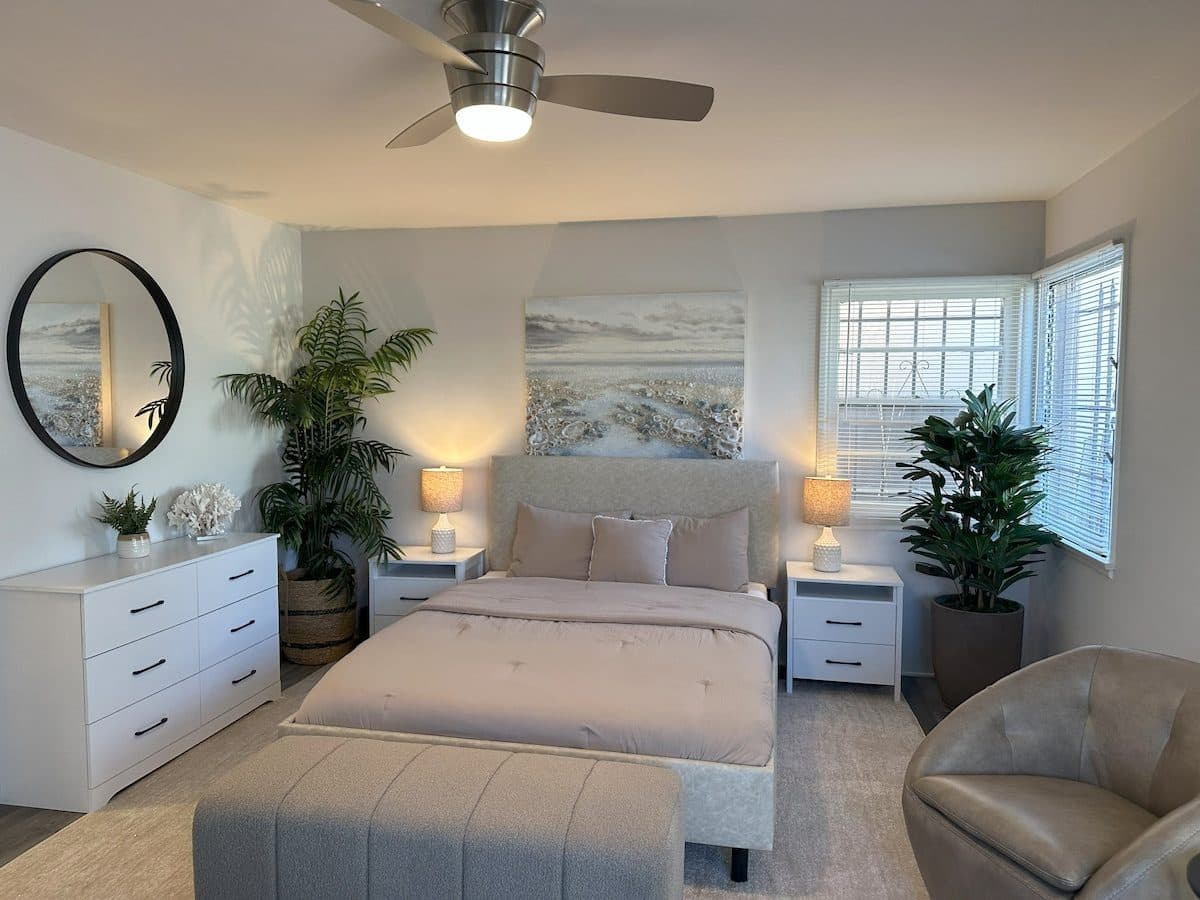 Venice Beach - Steps to Sand - Full Kitchen & W/D 1