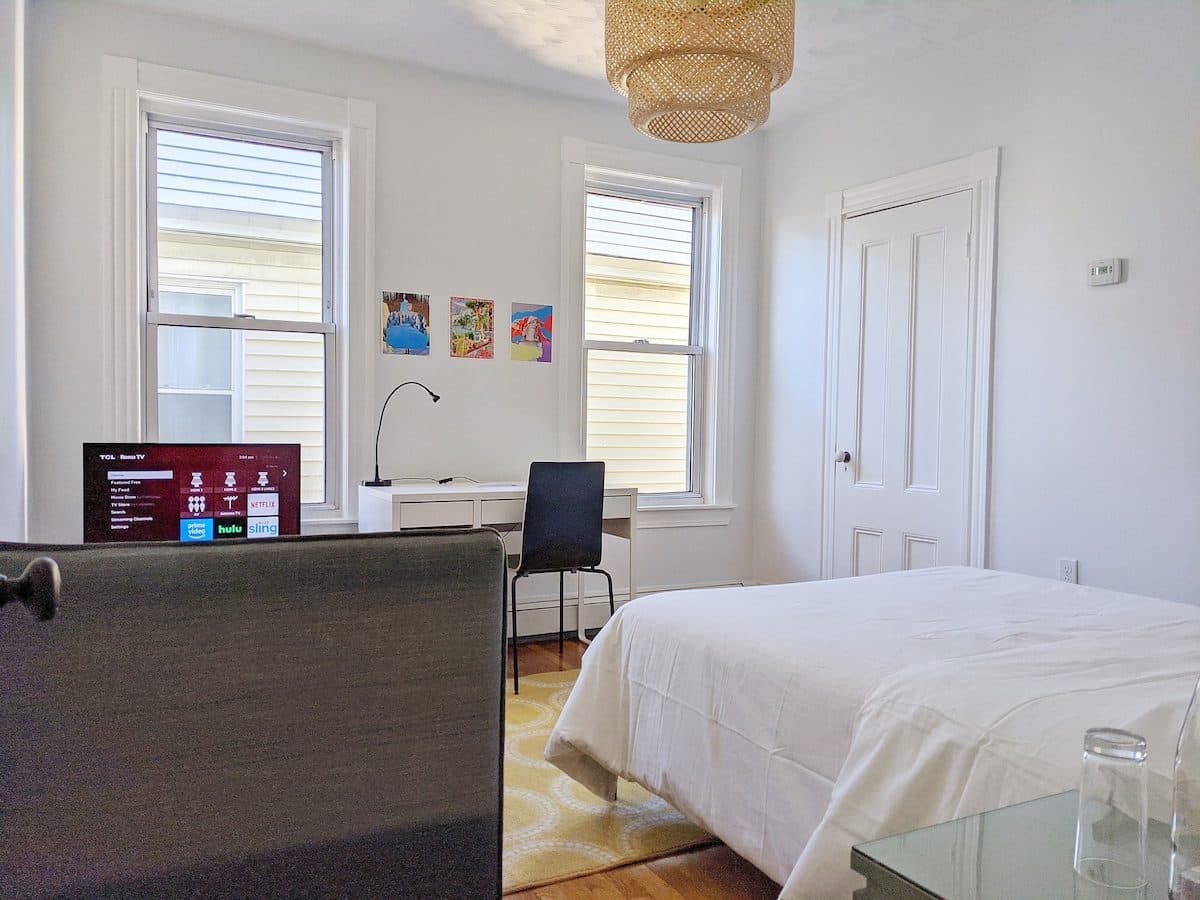 Fully Furnished Long Term Bedroom by Downtown 2