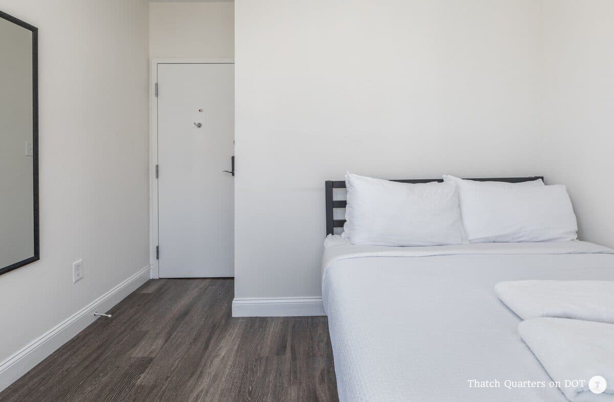 Quarters on 205 DOT - Private Room | Shared Bath 2