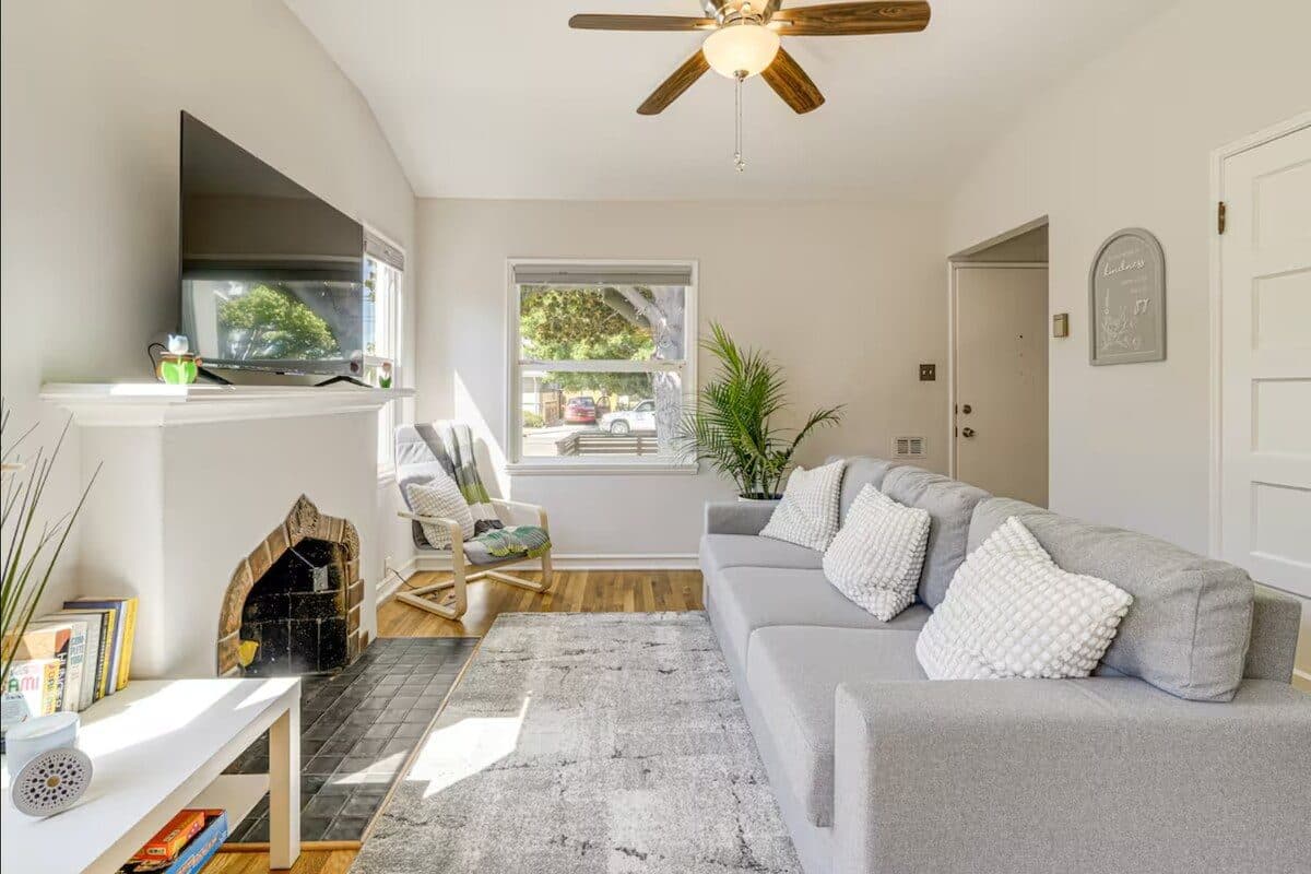 WALK to Dtwn San Jose & SJSU: Charming + Cozy Gem! 3