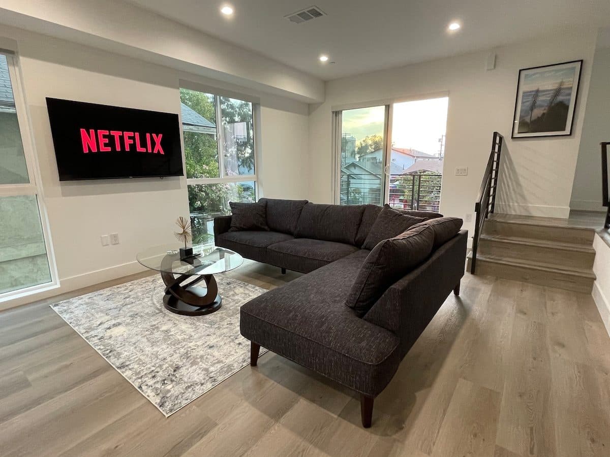 Dreamy Hollywood Art House 1