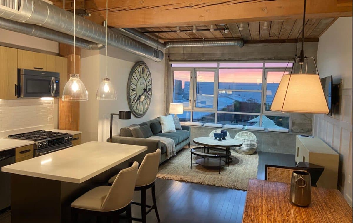 Amazing Arts District Loft 1