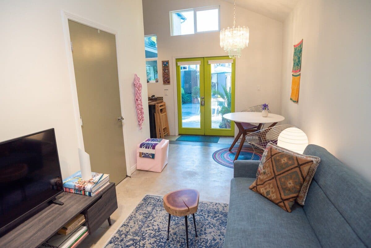 Modern Cozy Retreat with Private Patio + Garden 1