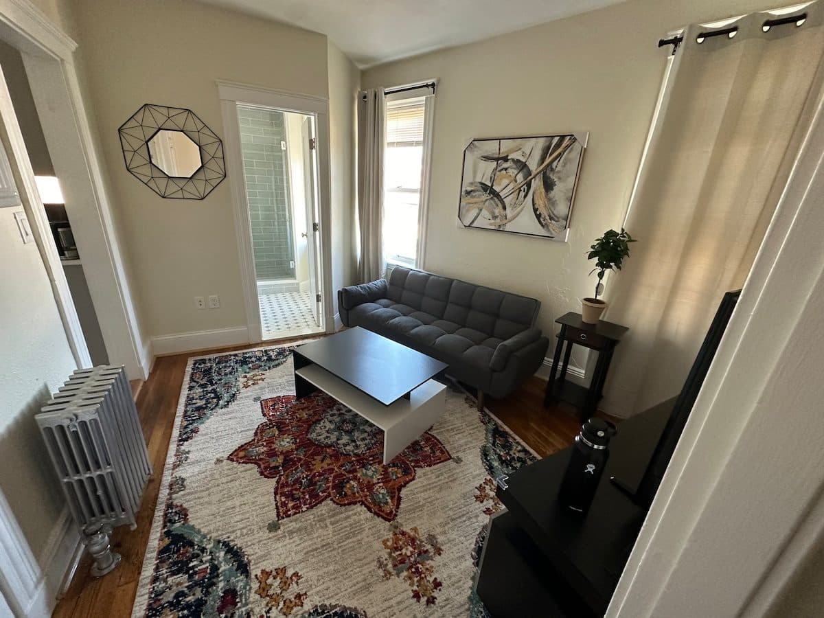 Fully private 1bed apt brookline 3